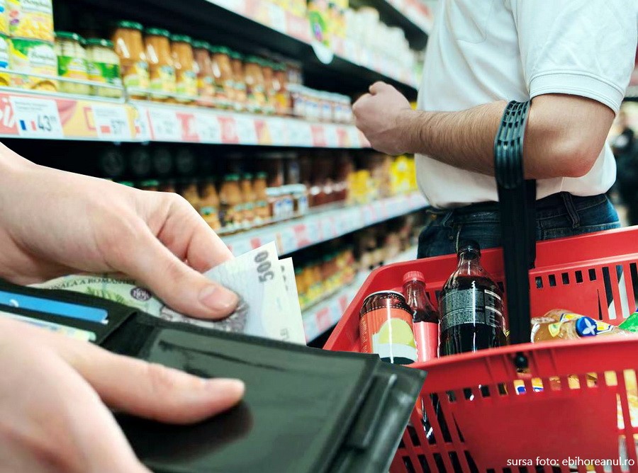 Mega-scumpiri. Românii se confruntă cu un nivel record al inflaţiei, de 8,2%