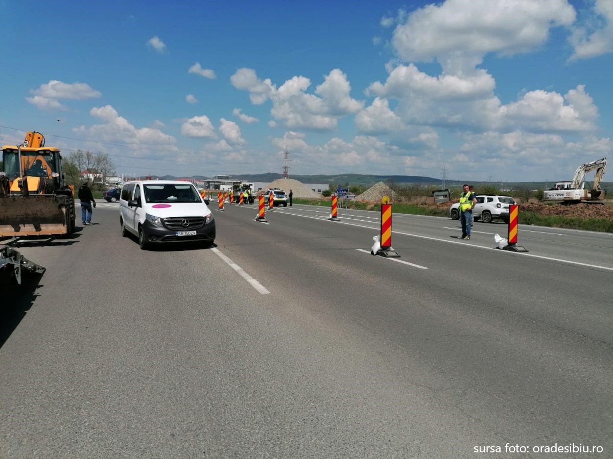 Circulația pe DN1 în județul Sibiu este îngreunată, deoarece se constuiesc sensuri giratorii