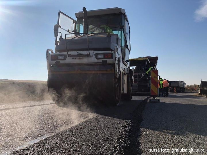 Consiliul Județean Sălaj repară Drumul Județean 108R: mai exact, traseul DN 1F – Treznea – Agrij