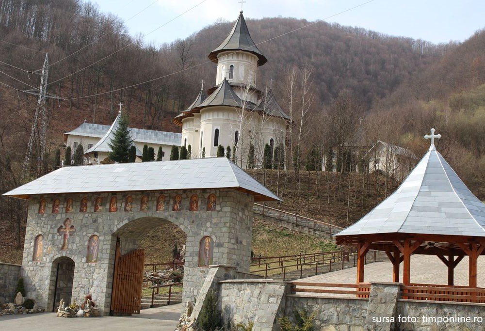 Mănăstirile din județul Bistrița – Năsăud ar putea fi prinse într-un proiect de turism ecumenic