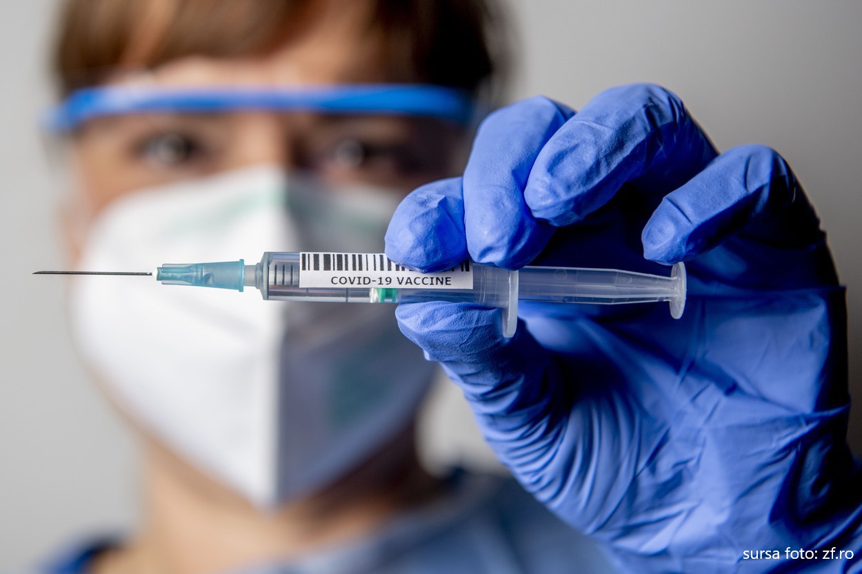Romgaz va deschide un centru temporar în care vor fi vaccinați medieșenii care lucrează aici