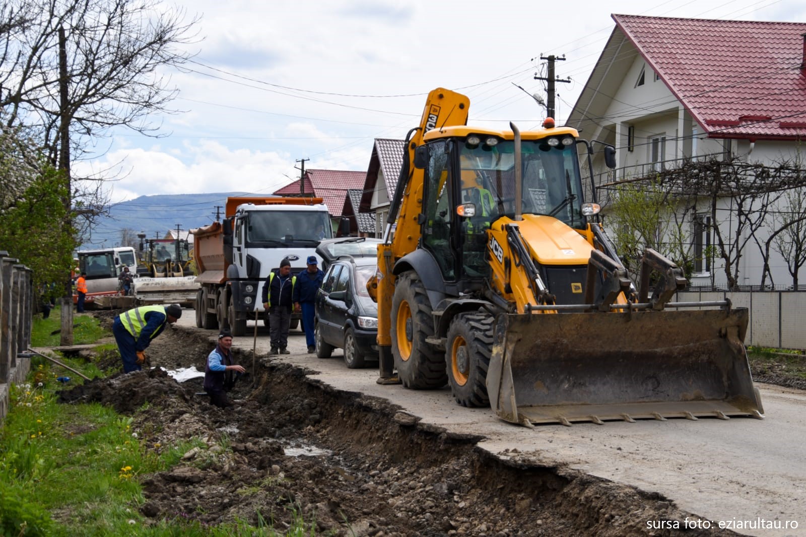 Lucrările pe tronsonul de drum DJ 186-Valea Izei avansează bine. În tomnă vor fi finalizate